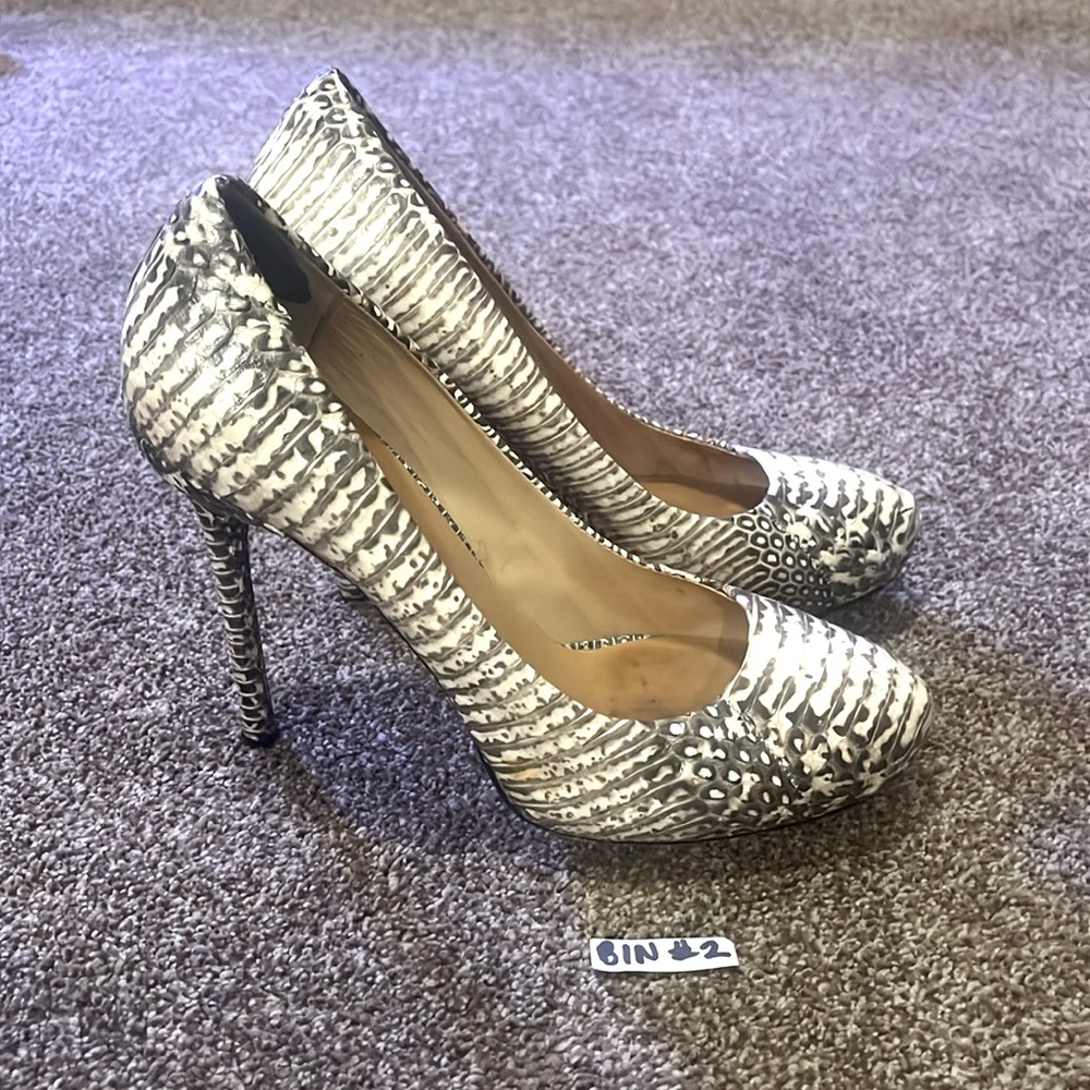 L.A.M.B snakeskin heels. Size 8.5